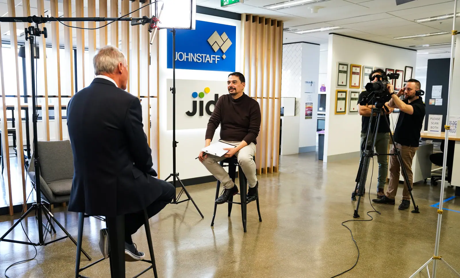 6 Benefits of Corporate Video Production in Your Business Marketing